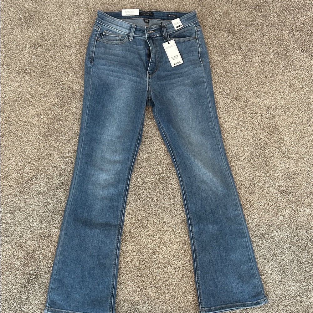 Judy Blue Flare Jeans in Classic Blue